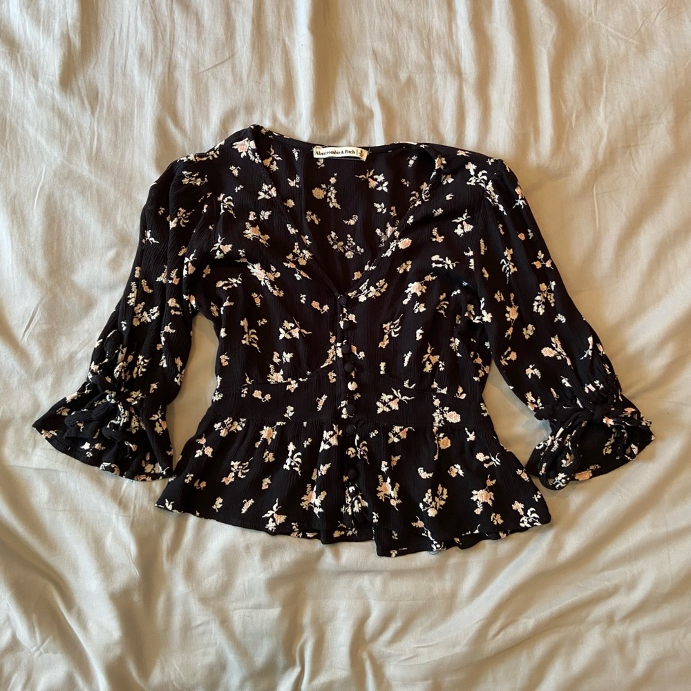 Abercrombie & Fitch Floral Blouse